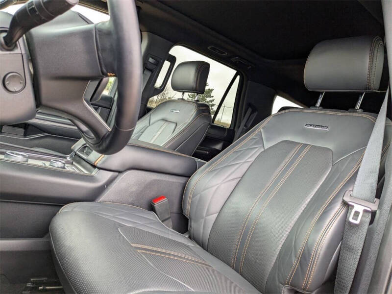 2024 Ford Expedition Platinum