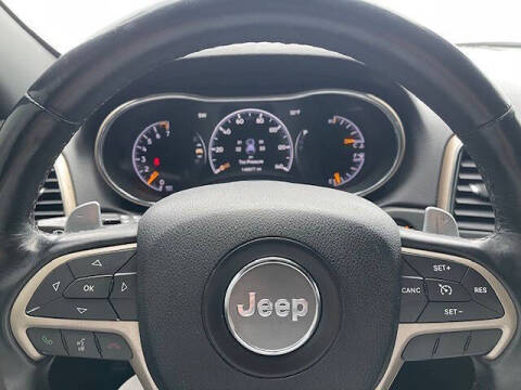 2017 Jeep Grand Cherokee Laredo