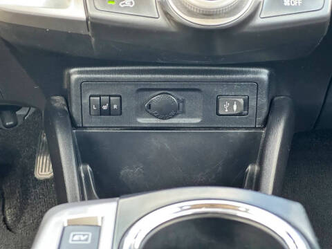 2016 Toyota Prius v