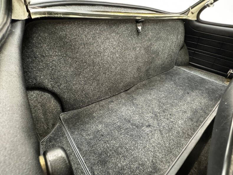 1974 Volkswagen Karmann Ghia