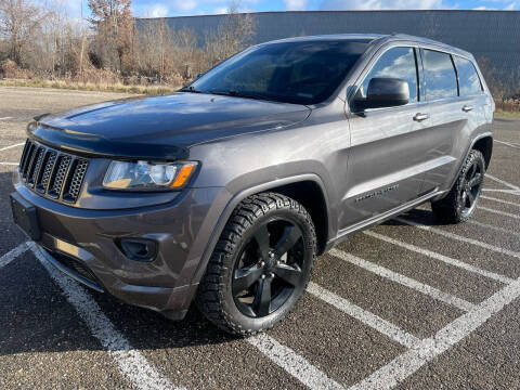 2014 Jeep Grand Cherokee for sale at Jim's Hometown Auto Sales LLC in Cambridge OH