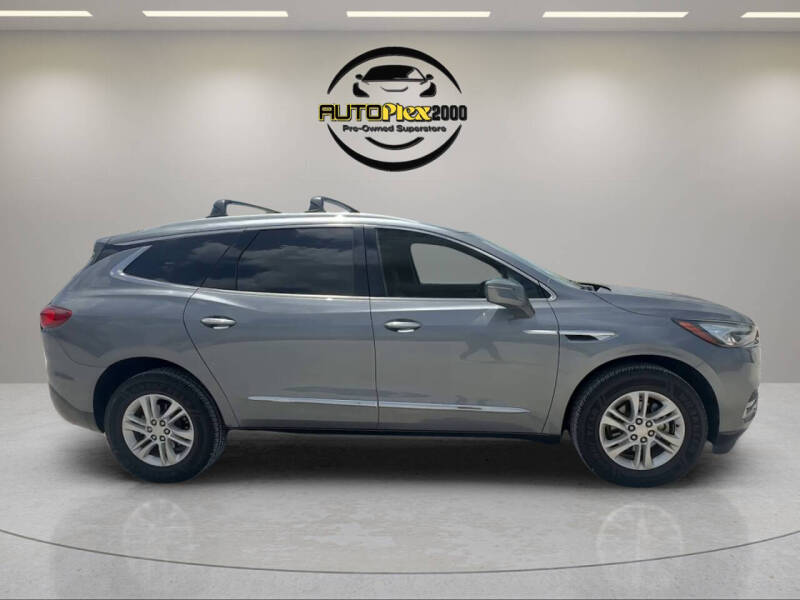 2020 Buick Enclave Essence