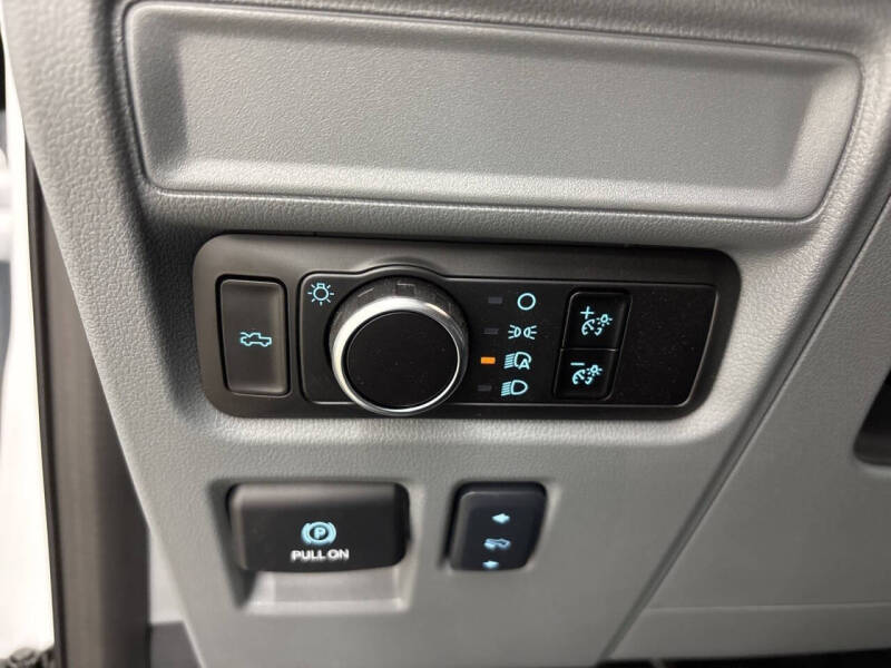 2025 Ford F-150 Lightning XLT