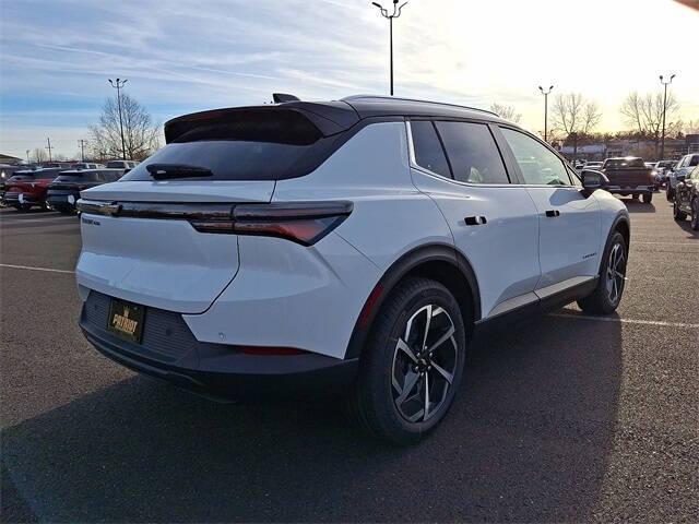 2026 Chevrolet Equinox EV LT 2