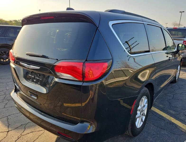 2021 Chrysler Voyager LXi