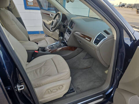 2011 Audi Q5 2.0T quattro Premium Plus