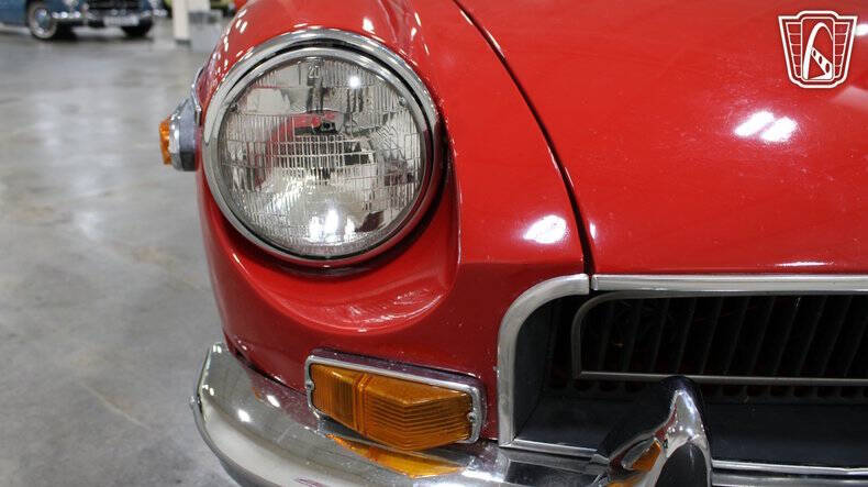 1972 MG B