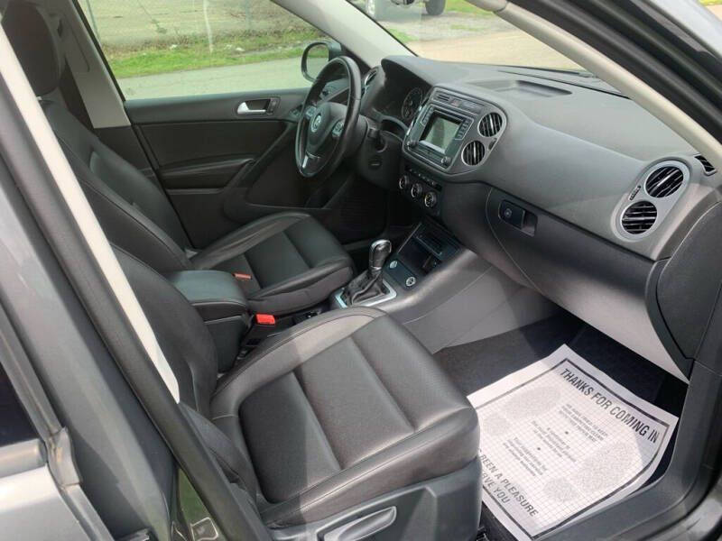 2016 Volkswagen Tiguan 2.0T SE