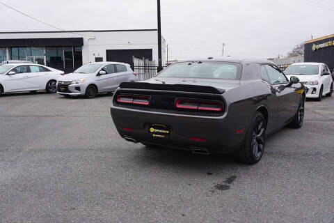 2022 Dodge Challenger SXT