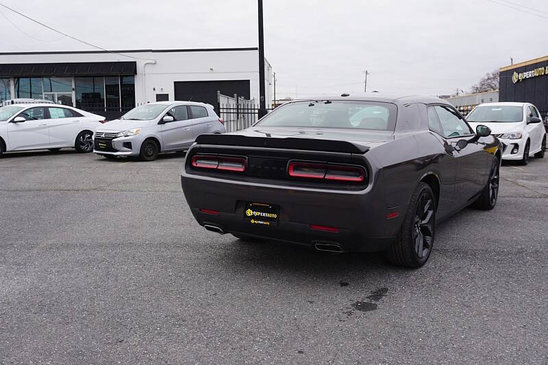 2022 Dodge Challenger SXT