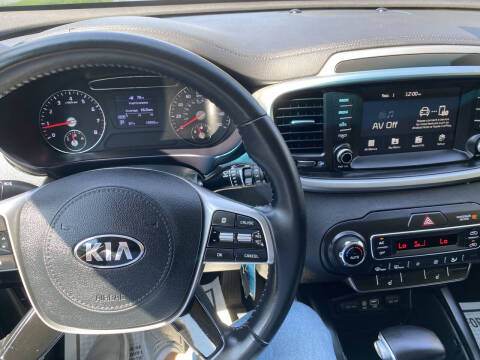 2020 Kia Sorento LX