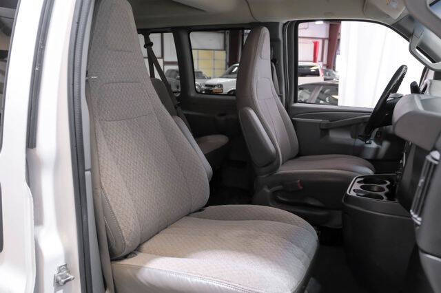2016 Chevrolet Express LT 3500