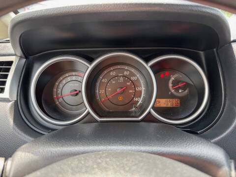 2012 Nissan Versa 1.8 S