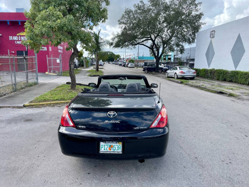 2005 Toyota Camry Solara SLE V6