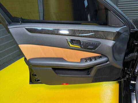 2010 Mercedes-Benz E-Class