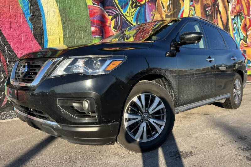 2019 Nissan Pathfinder SL