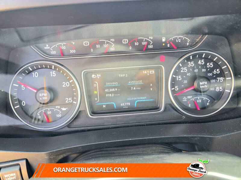 2023 International LT625