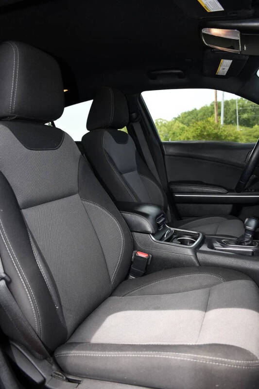 2018 Dodge Charger SXT