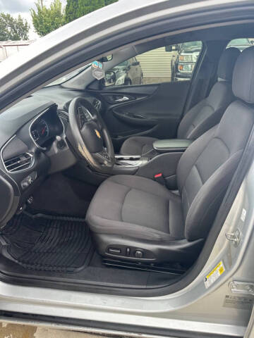 2017 Chevrolet Malibu LT