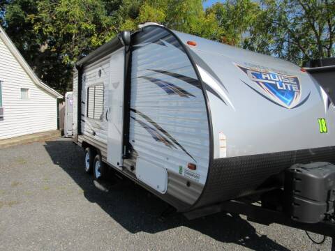 2018 Forest River Salem Cruise Lite 171 RBXL for sale at IK AUTO SALES LLC in Goshen NY