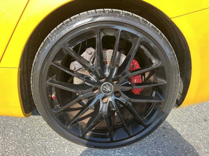 2021 Maserati Ghibli Trofeo