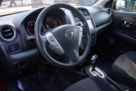 2019 Nissan Versa SV