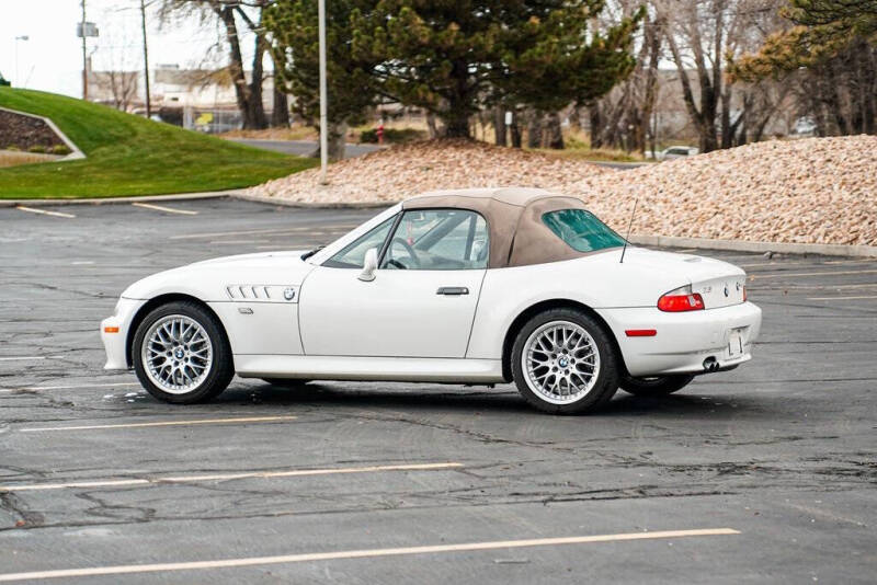 2001 BMW Z3 3.0i