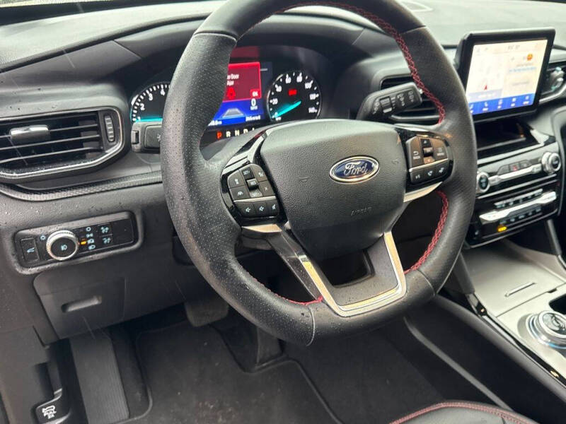 2023 Ford Explorer ST-Line