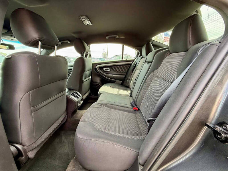 2016 Ford Taurus SEL