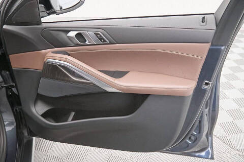 2022 BMW X6 xDrive40i