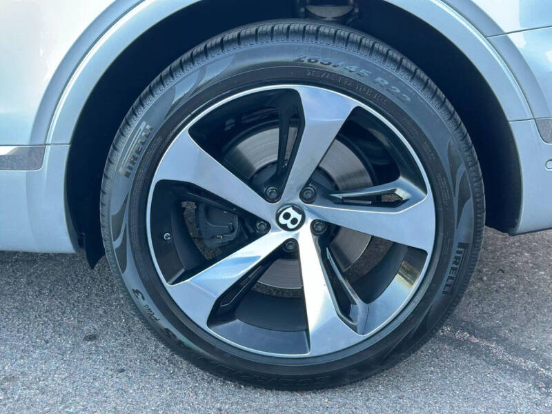 2019 Bentley Bentayga V8