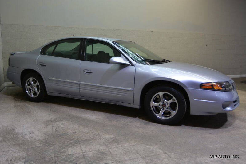 2005 Pontiac Bonneville SE