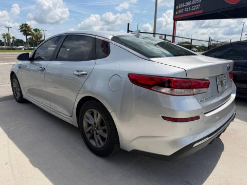 2020 Kia Optima LX