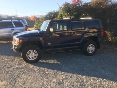 2009 HUMMER H3 for sale at Clayton Auto Sales in Winston-Salem NC