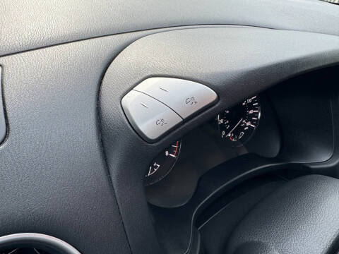 2018 Nissan Pathfinder SL