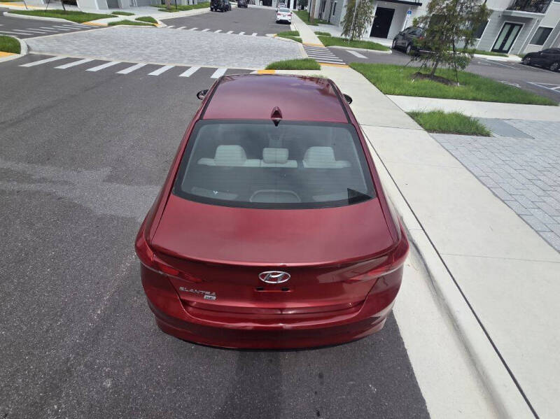 2018 Hyundai Elantra