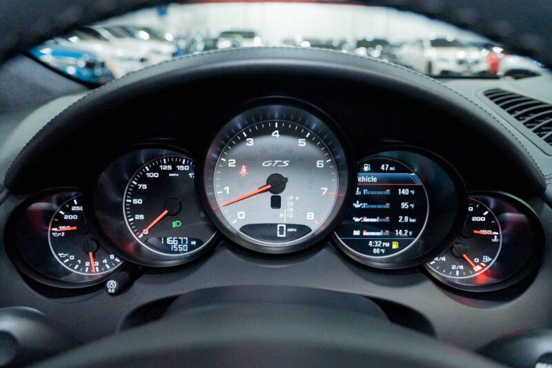 2014 Porsche Cayenne GTS