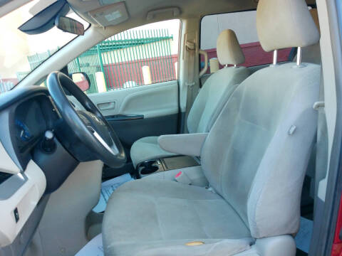 2018 Toyota Sienna L 7-Passenger