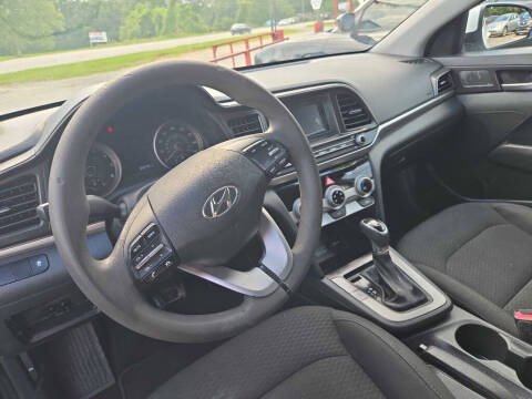 2019 Hyundai Elantra