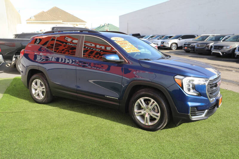 2023 GMC Terrain SLE