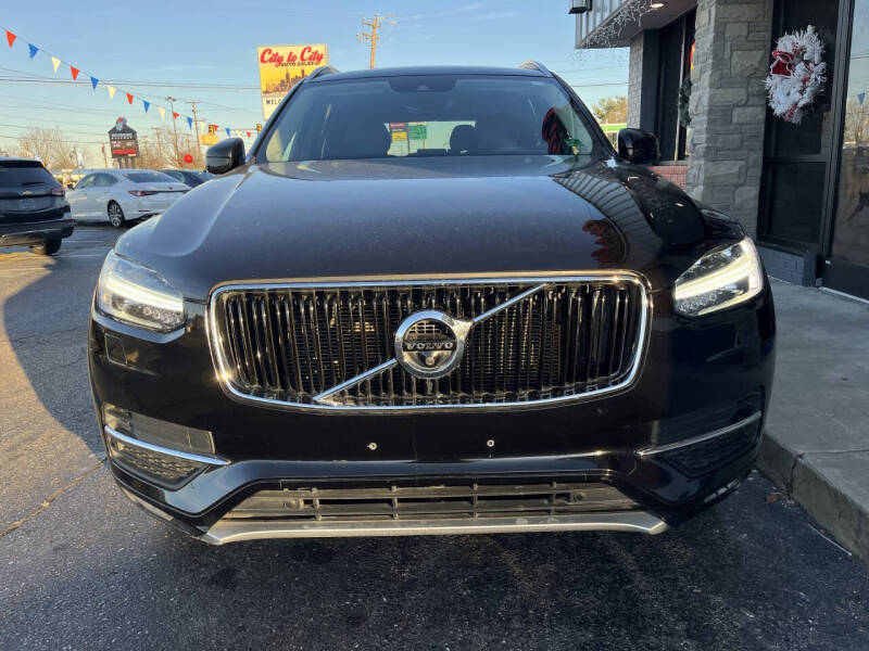 2018 Volvo XC90 T6 Momentum