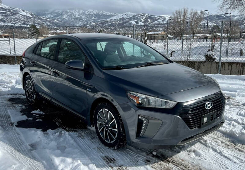 2018 Hyundai Ioniq Plug-in Hybrid for sale at The Car-Mart in Bountiful UT