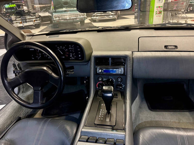 1981 DeLorean DMC-12
