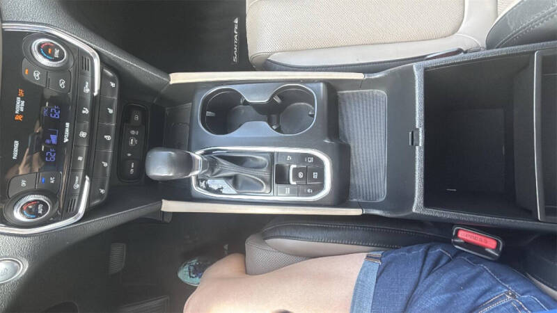 2019 Hyundai Santa Fe Ultimate 2.4L