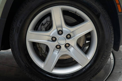 2021 Land Rover Defender 110 SE