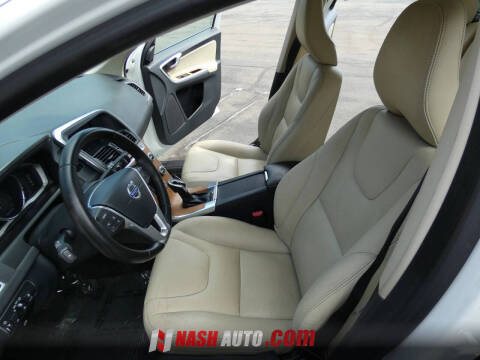 2017 Volvo XC60 T5 Inscription
