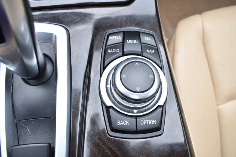2013 BMW 5 Series 528i xDrive