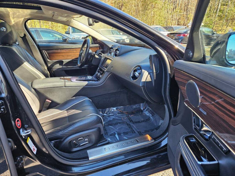 2013 Jaguar XJL Portfolio