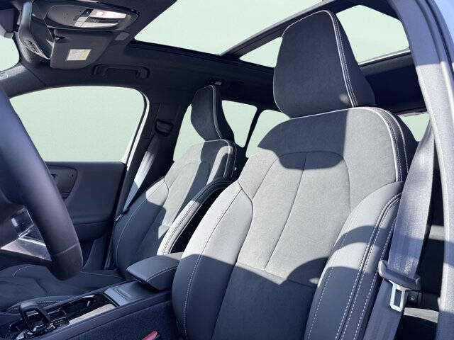 2024 Volvo XC40 Recharge Plus