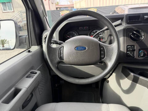 2014 Ford E-Series E-250